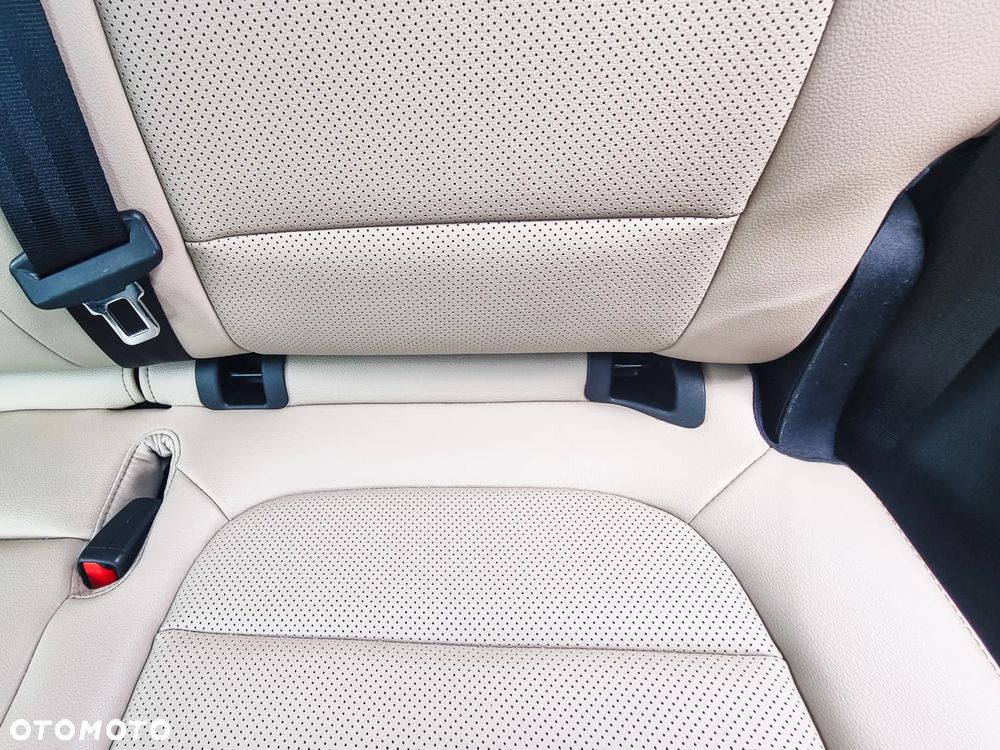 Ford Escape 2.0 EcoBoost AWD Titanium - 16