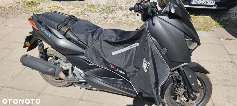 Yamaha X-max - 18