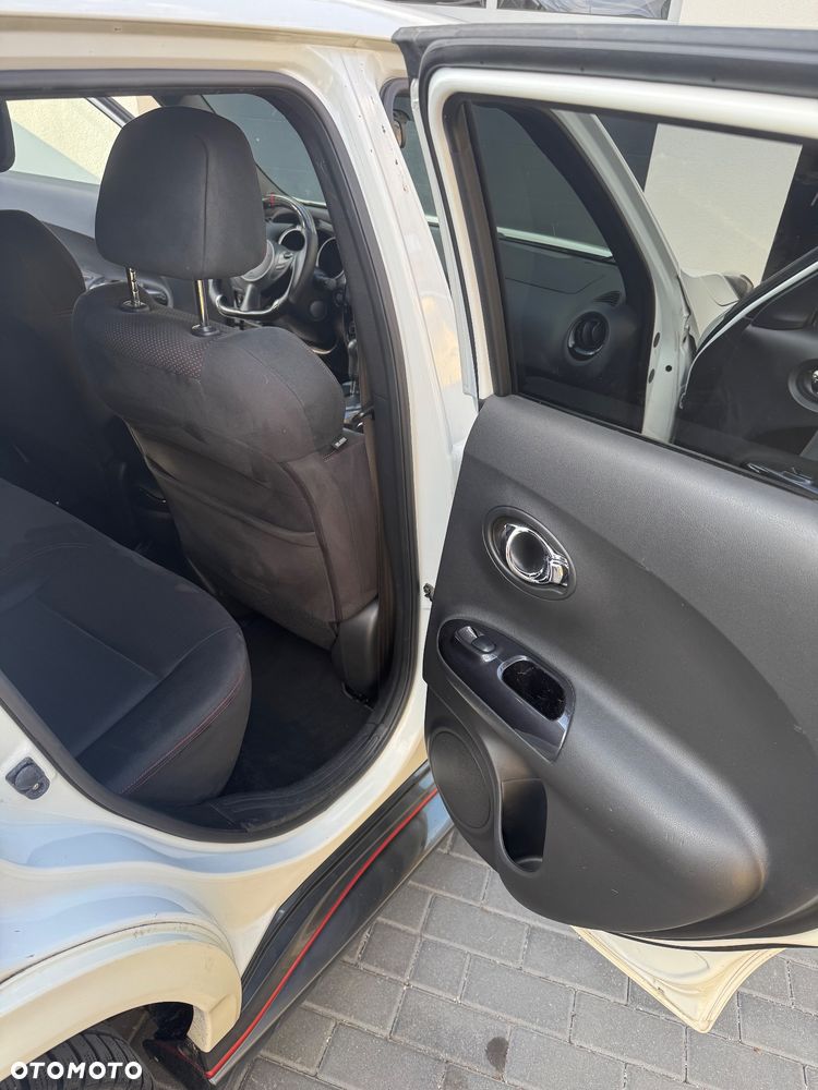 Nissan Juke 1.6 T Nismo 4x4 - 14