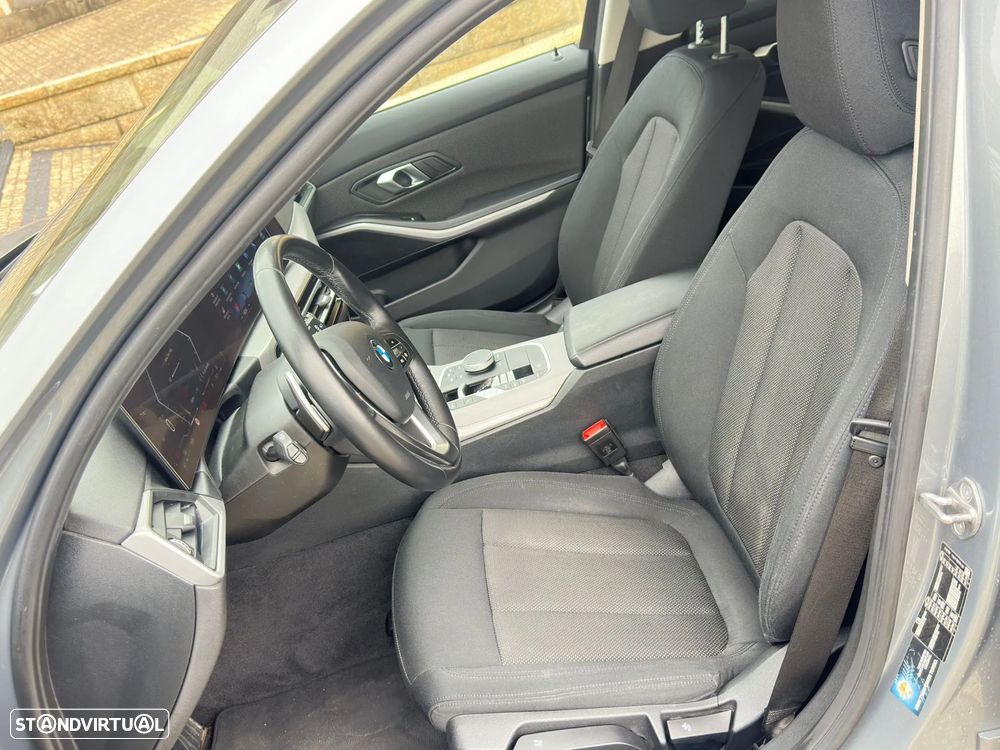 BMW 318 d Touring Line Sport Auto - 11