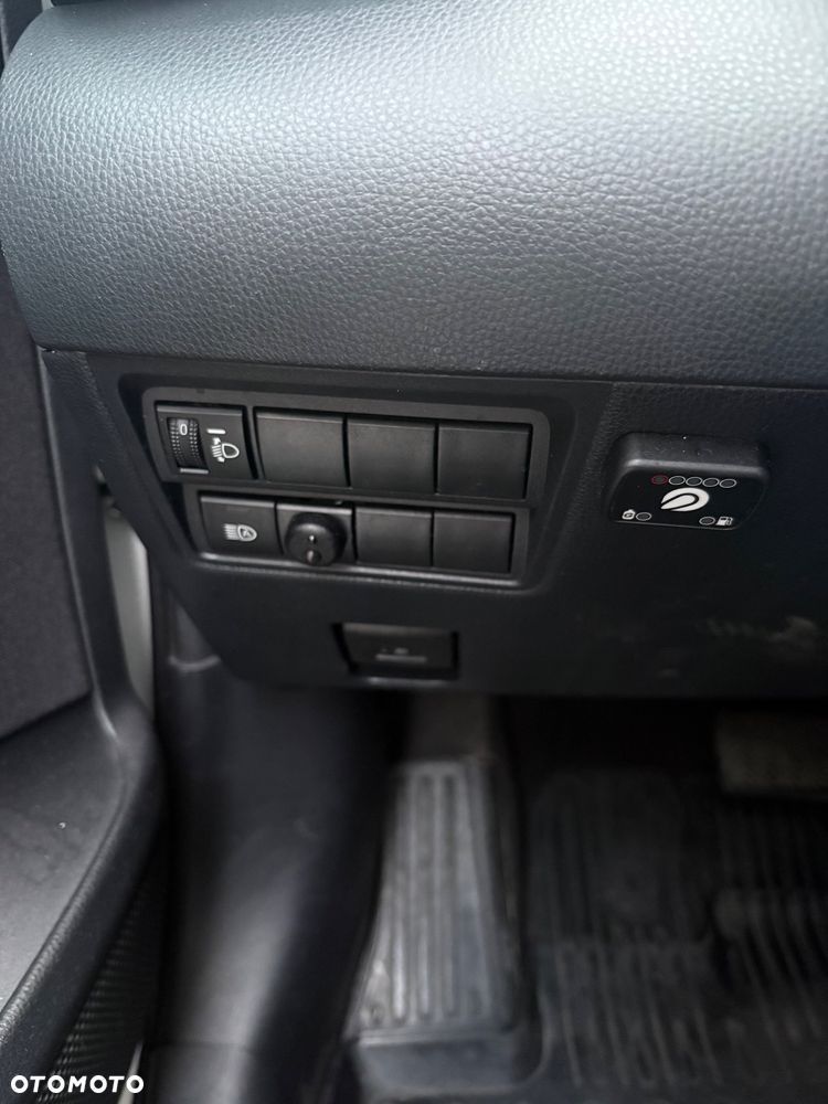 Toyota Yaris - 17