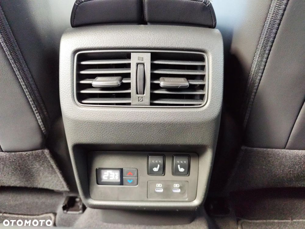 Nissan X-Trail 1.5 VC-T e-POWER Tekna e-4ORCE 7os - 34
