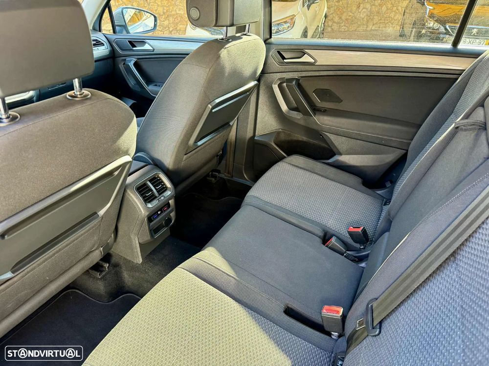 VW Tiguan Allspace 2.0 TDI Confortline DSG - 16