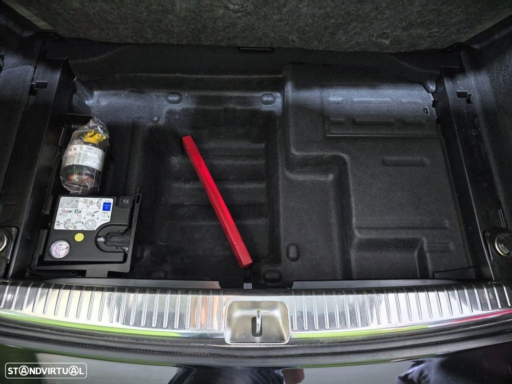 Mercedes-Benz C 200 BlueTEC Avantgarde+ Aut. - 32