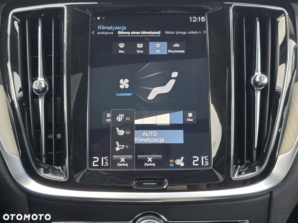 Volvo V60 Cross Country - 25