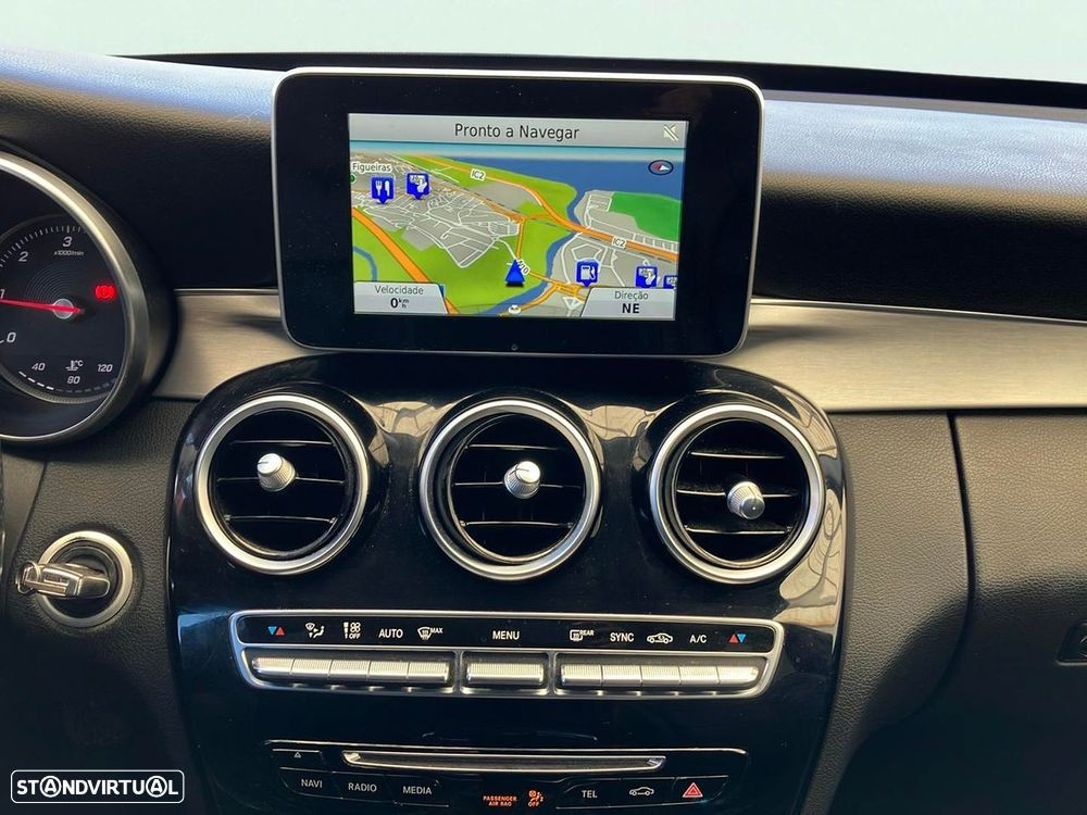 Mercedes-Benz C 200 - 13