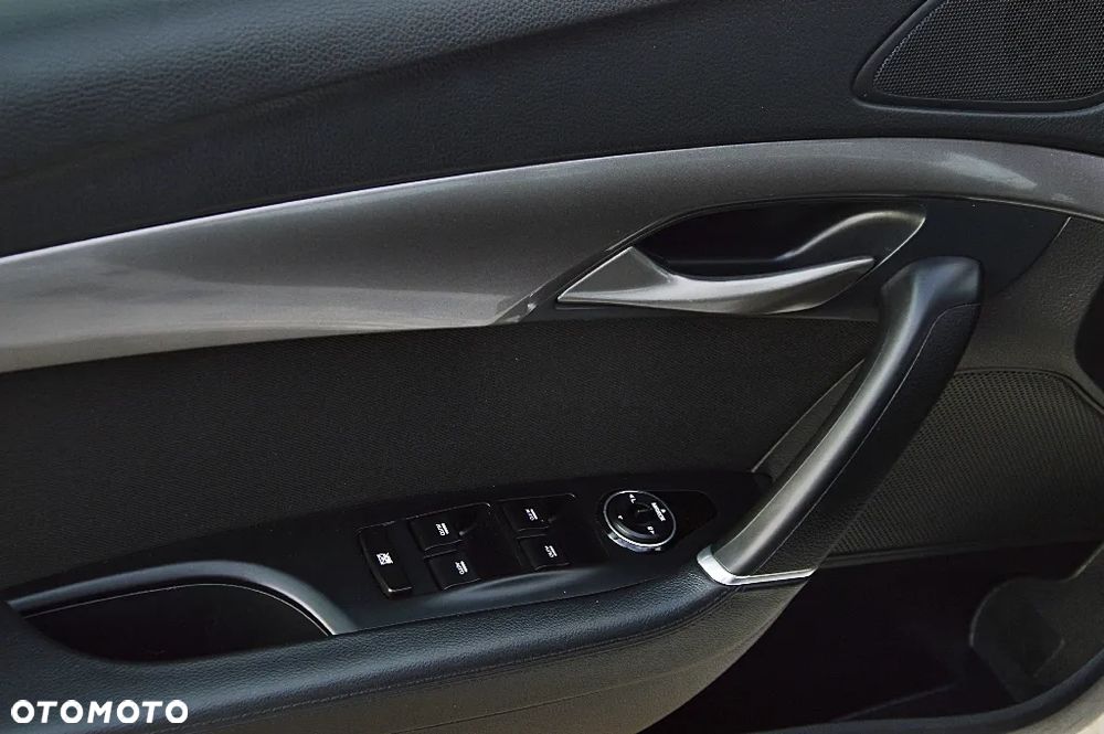 Hyundai i40 Kombi blue 1.6 Family - 19