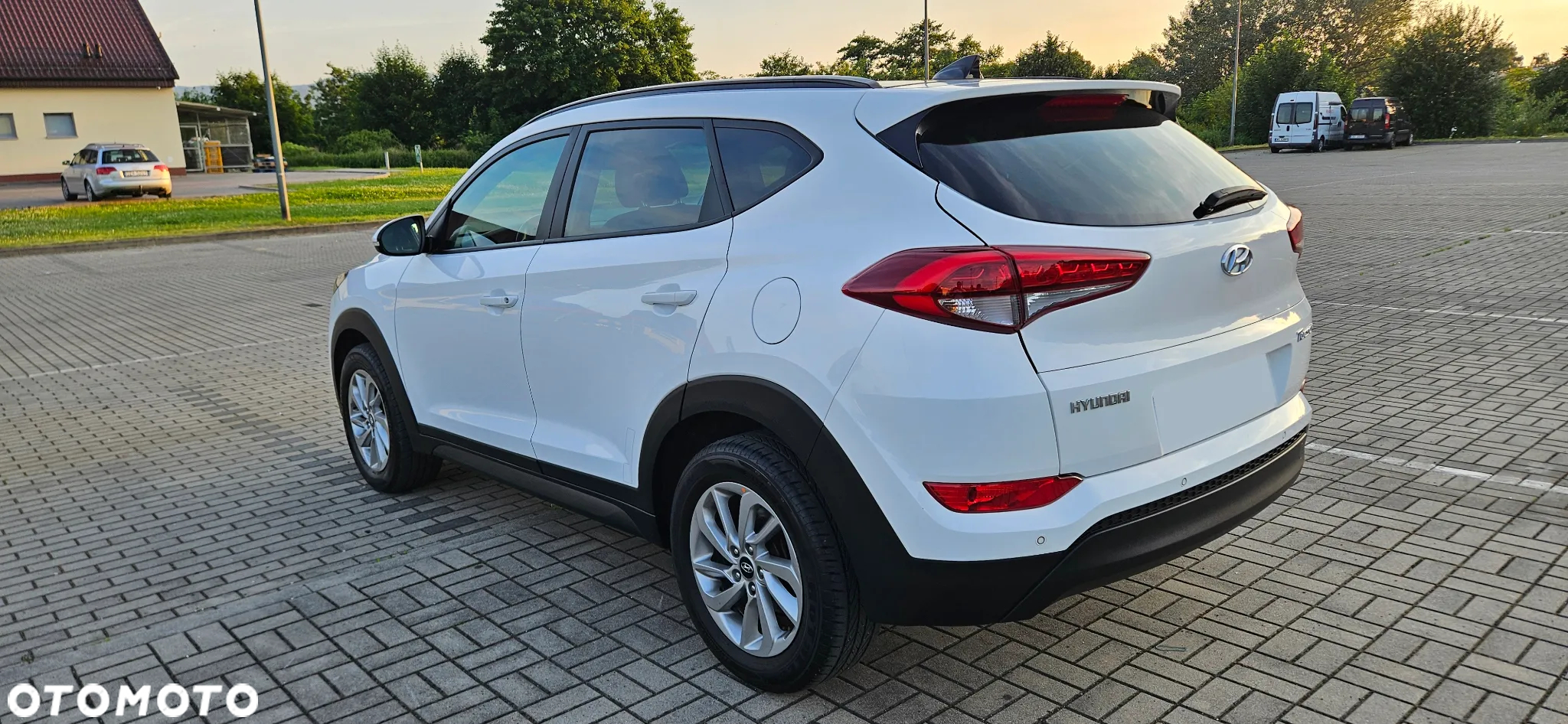 Hyundai Tucson blue 1.7 CRDi 2WD Advantage - 4