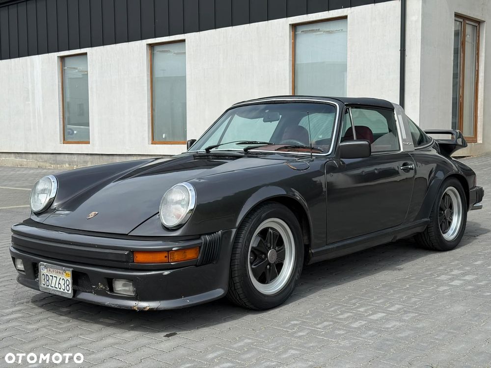 Porsche 911 - 4