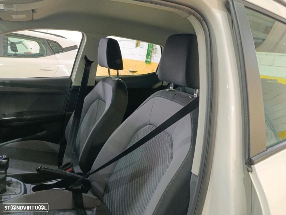 SEAT Arona 1.6 TDI Style - 4