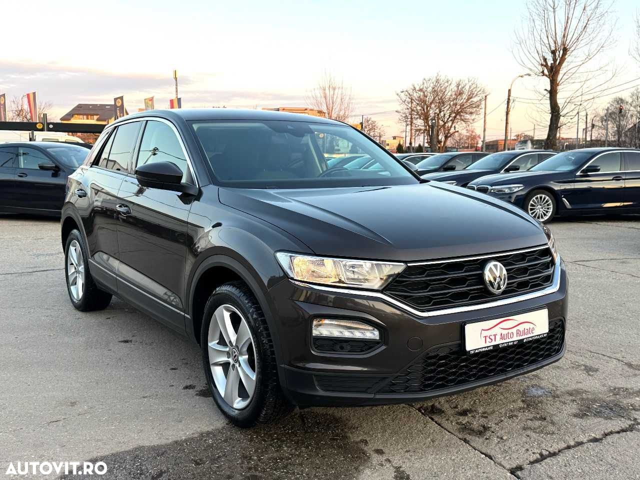 Volkswagen T-ROC 1.6 TDI Design - 12