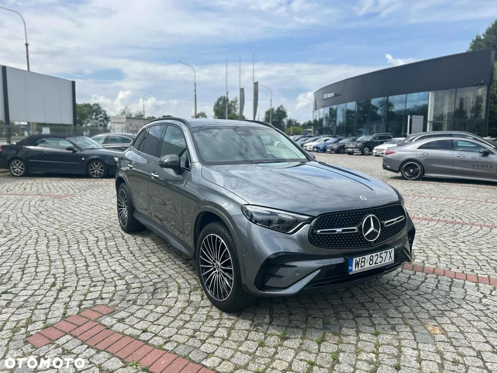 Mercedes-Benz GLC - 1
