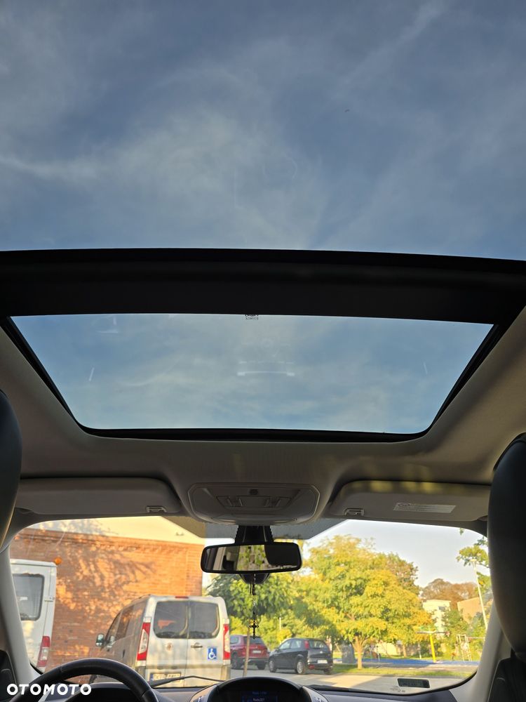 Ford Kuga - 8