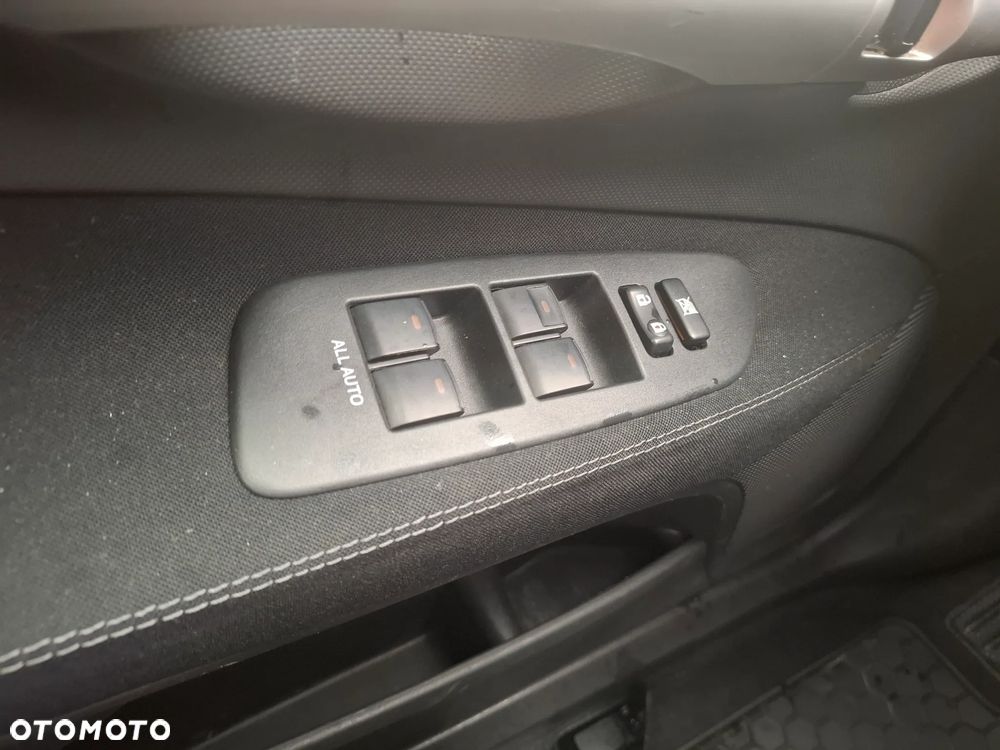 Toyota Auris - 21