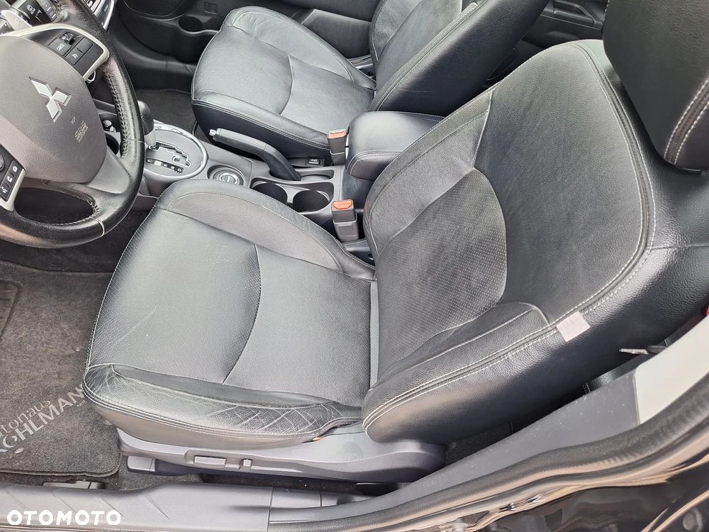 Mitsubishi ASX 2.2 DI-D 4WD Automatik Diamant Edition - 16