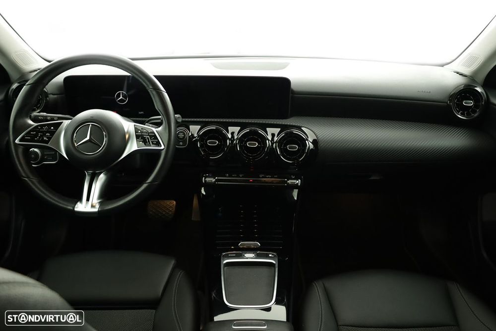 Mercedes-Benz A 200 Standard - 8