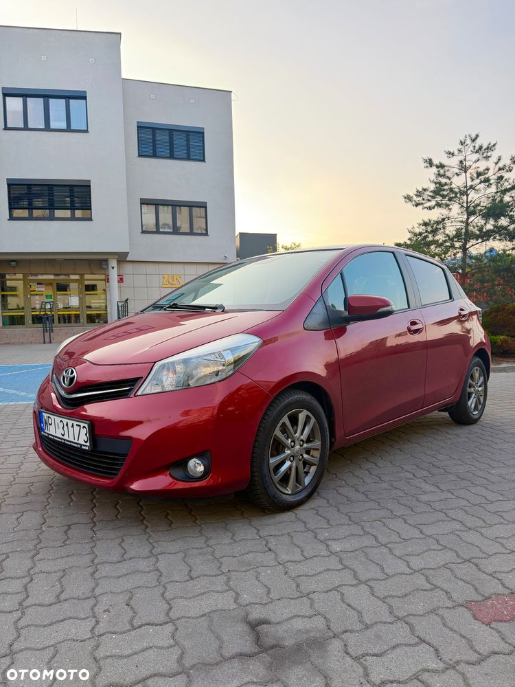 Toyota Yaris 1.33 Premium MS EU6 - 17