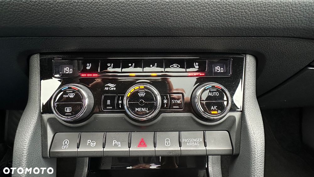 Skoda Kodiaq 2.0 TSI 4x4 DSG RS - 32