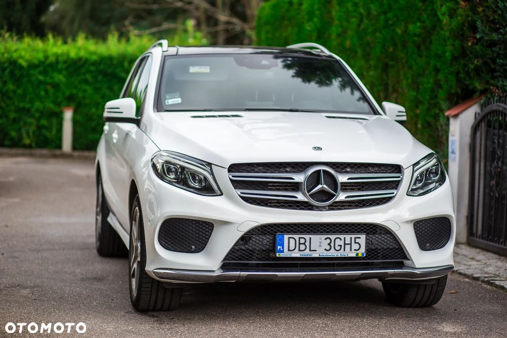 Mercedes-Benz GLE 350 d 4-Matic - 1