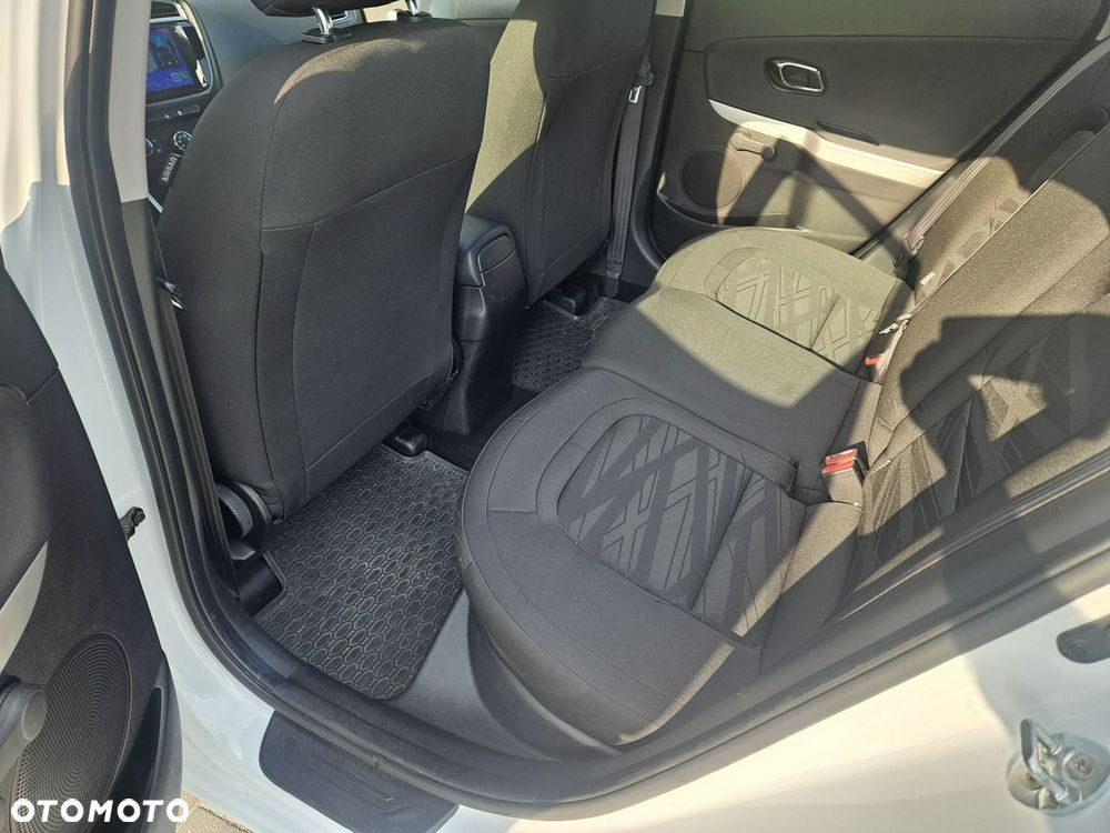 Kia Ceed - 16