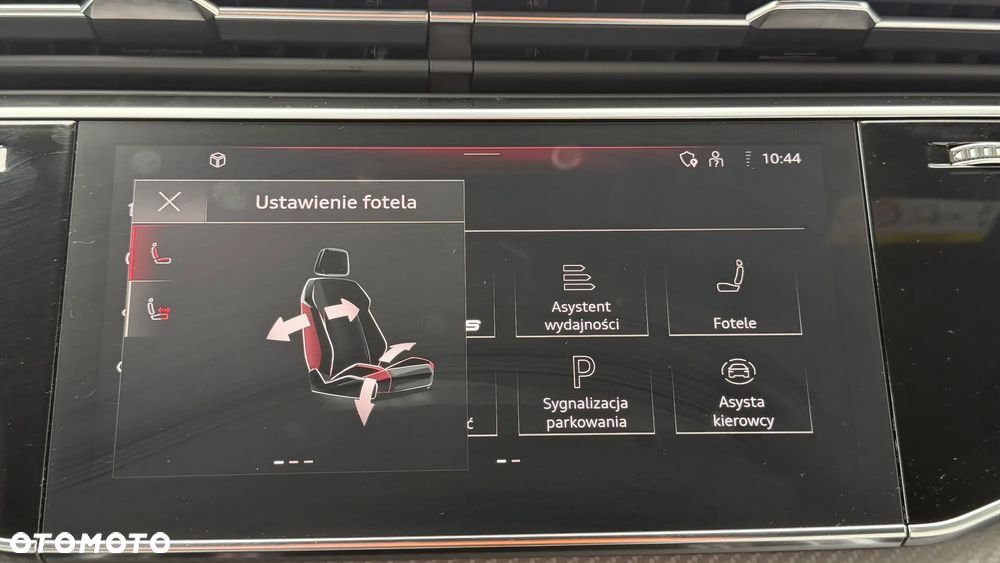 Audi RS Q8 - 27
