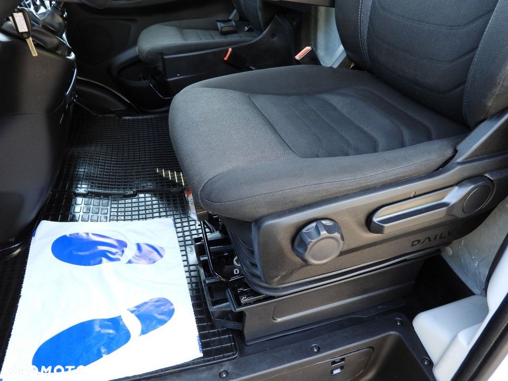 Iveco DAILY 35S18 PLANDEKA 10 PALET TEMPOMAT NAWIGACJA LEDY KLIMATYZACJA  180KM - 29