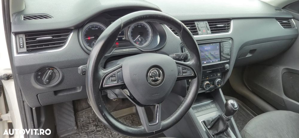 Skoda Octavia 2.0 TDI 4X4 Style - 14