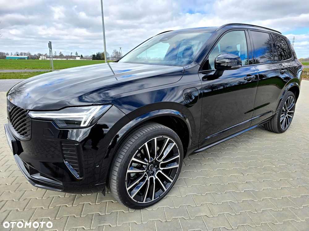Volvo XC 90 T8 AWD Ultra Black Edition - 2