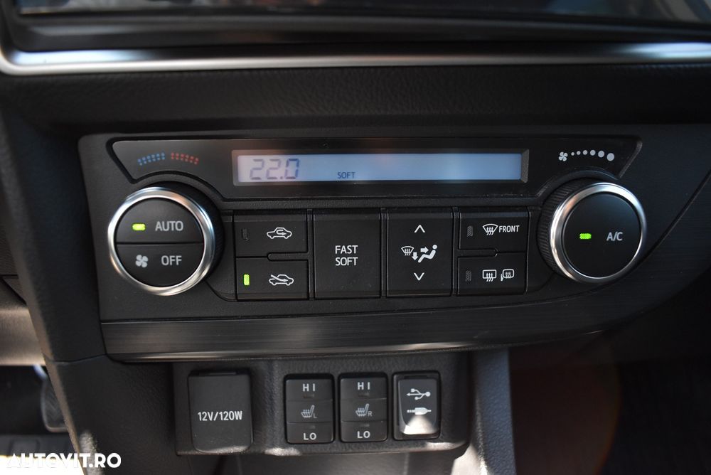 Toyota Auris 1.33 Dual VVT-i Terra - 12