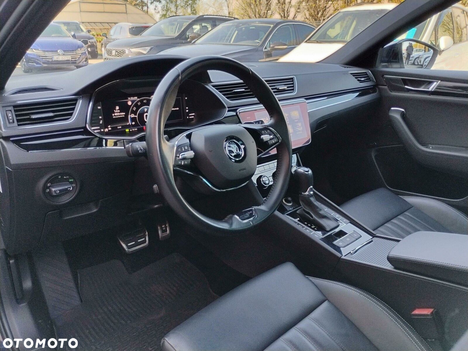 Skoda Superb 2.0 TDI SCR 4x4 L&K DSG - 12