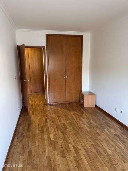 T2 REMODELADO NO AMIAL – Porto | Para estudantes - Grande imagem: 5/7