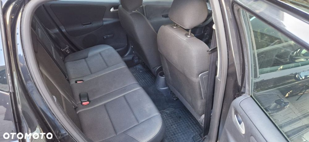 Peugeot 207 1.4 - 5