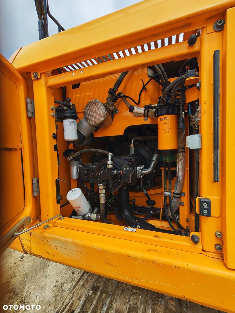 JCB 220 XLC IDEALNA - 14