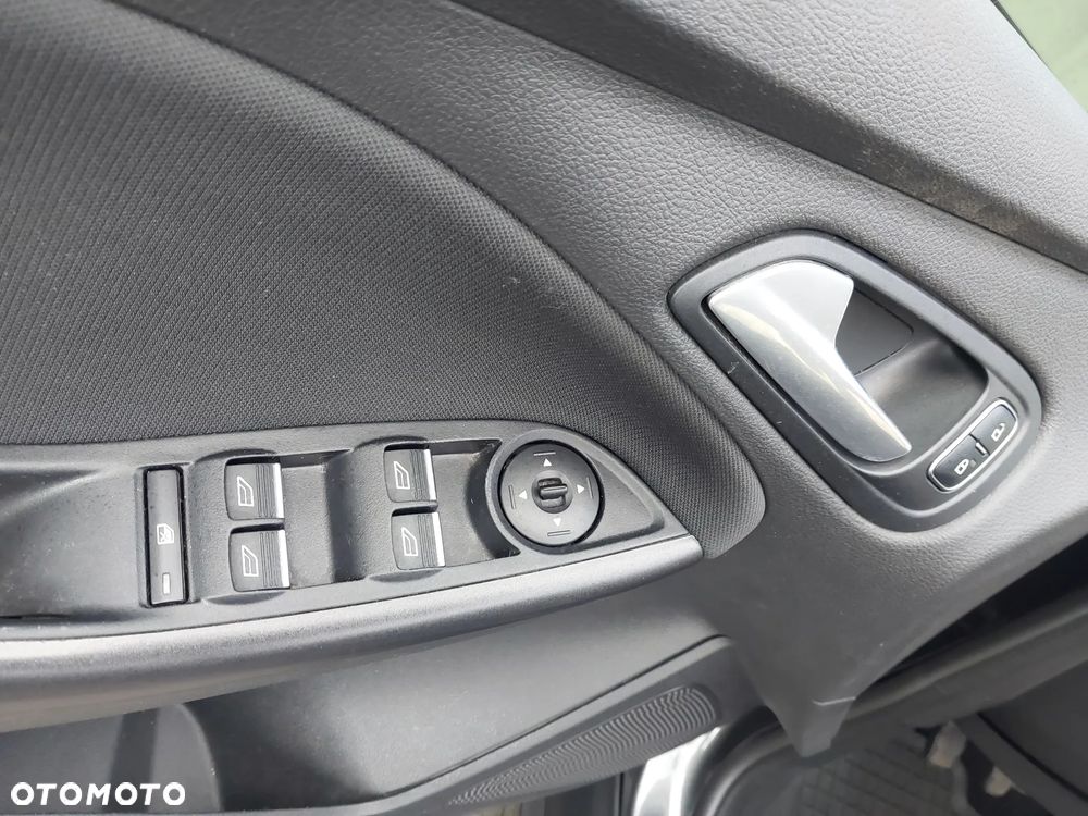 Ford Focus - 13