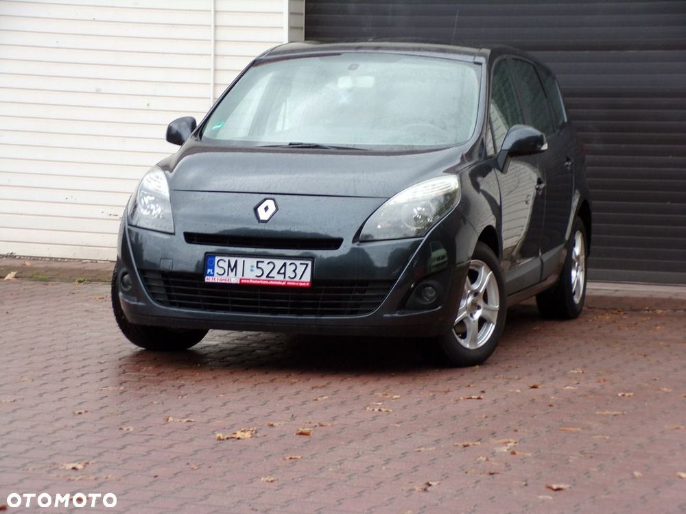 Renault Grand Scenic - 8