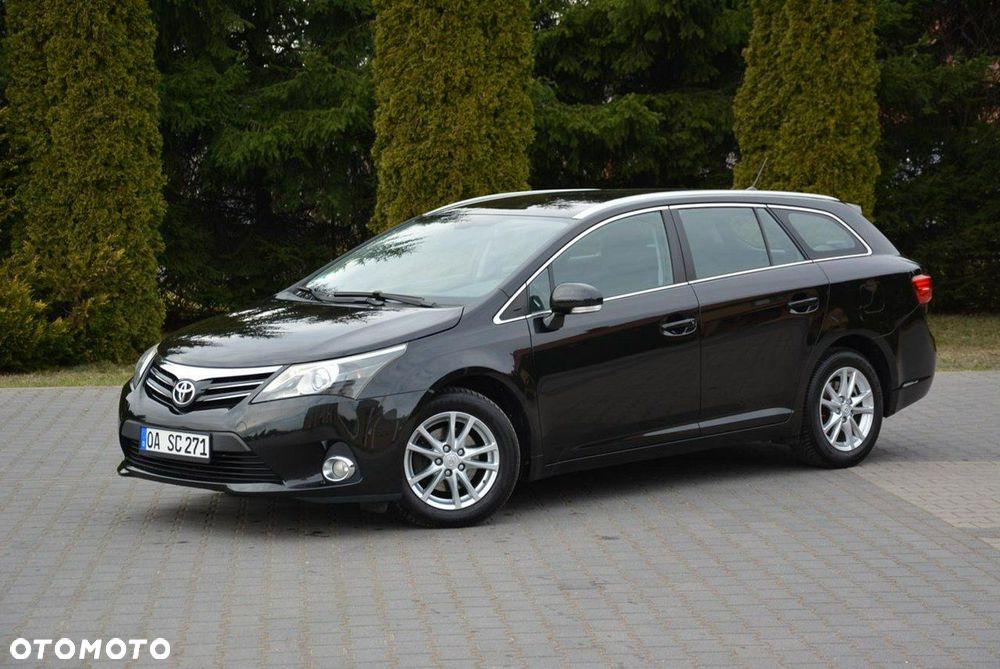 Toyota Avensis 2.0 D-4D Comfort - 11