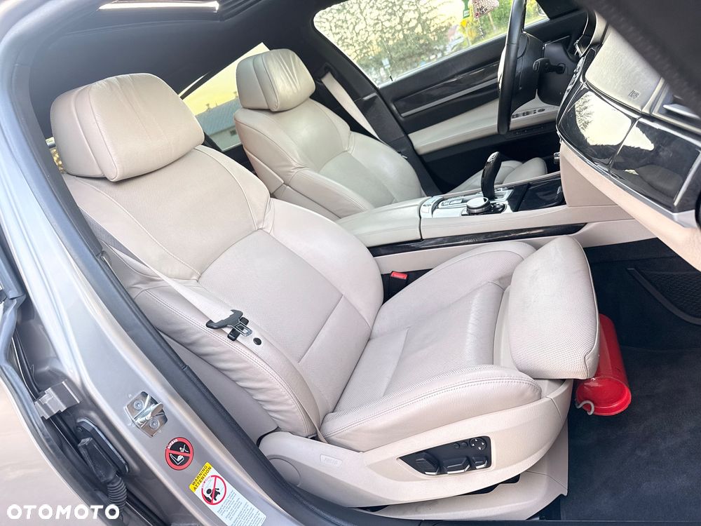 BMW Seria 7 730d - 21