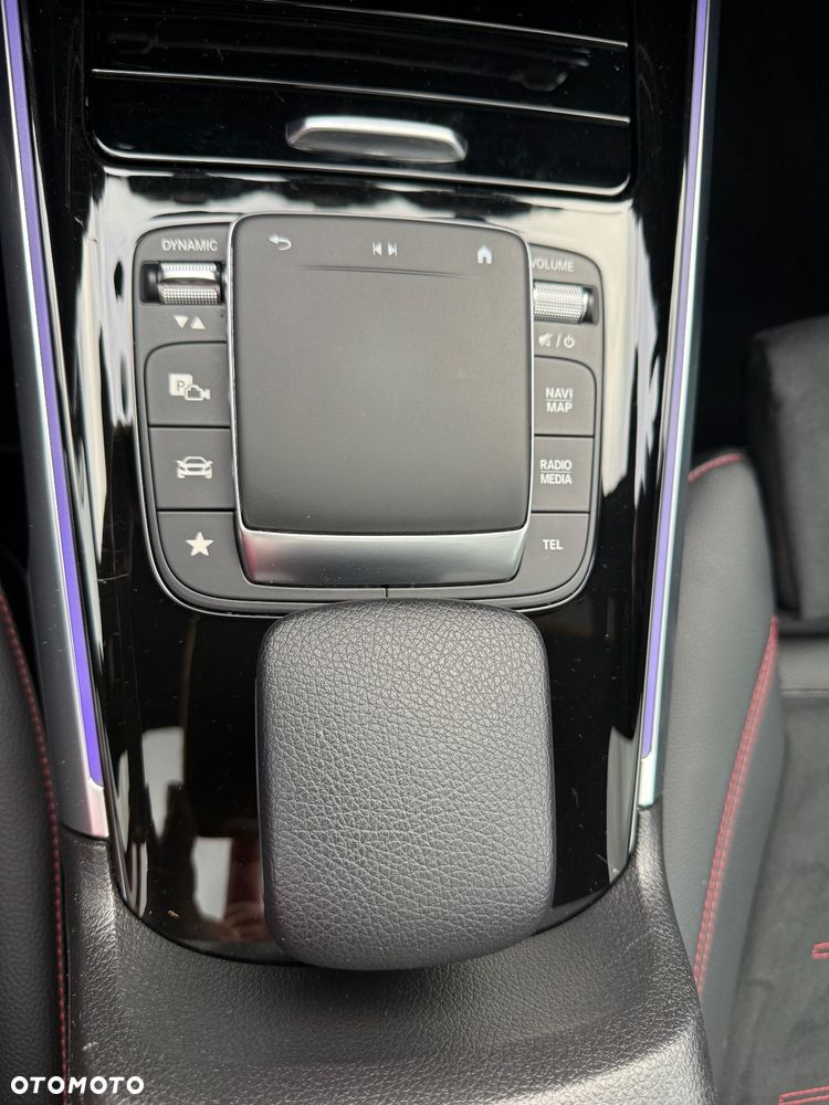 Mercedes-Benz GLB 220 d 4Matic 8G-DCT Edition AMG Line - 25