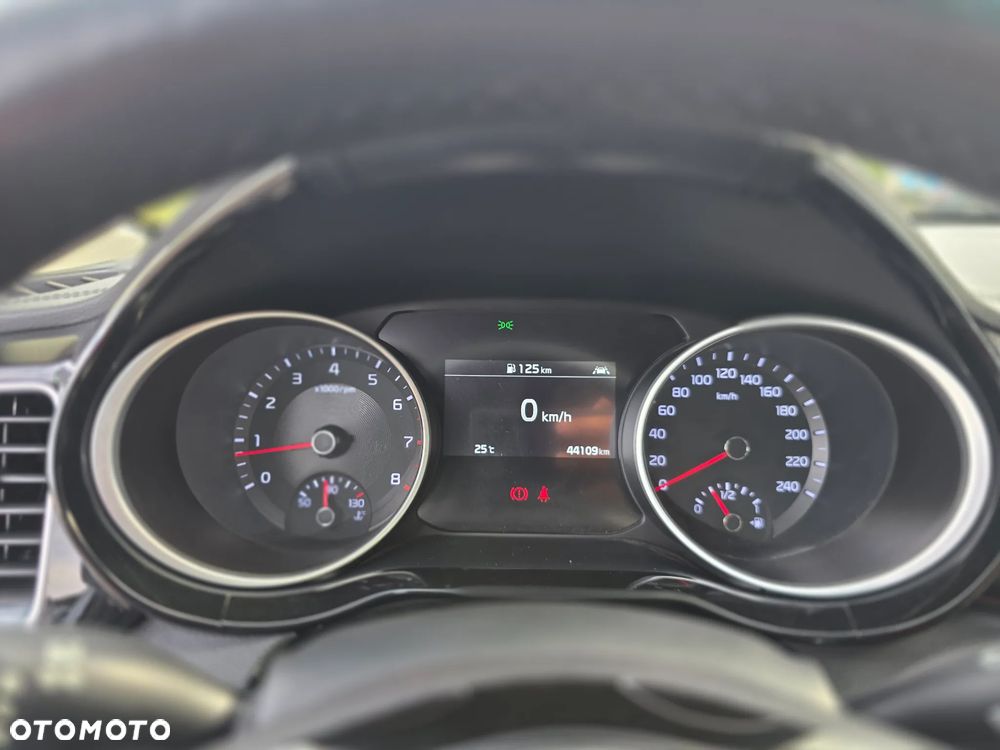 Kia Ceed 1.4 L - 23