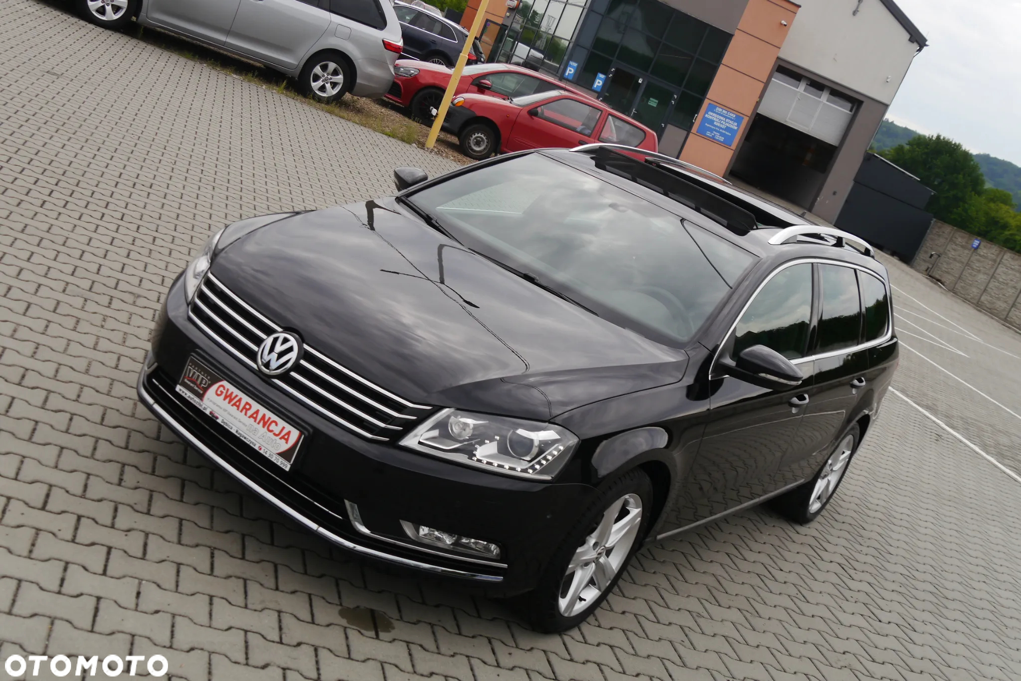 Volkswagen Passat 2.0 TDI Highline R-Style - 10
