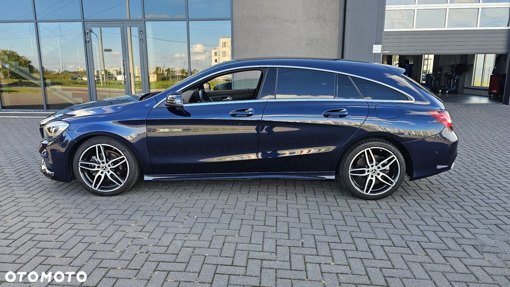 Mercedes-Benz CLA 180 AMG Line - 7