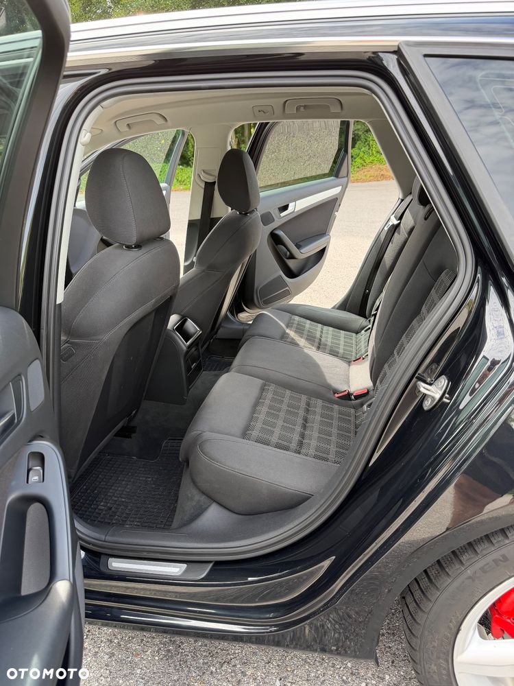 Audi A4 Avant 2.0 TDI - 9