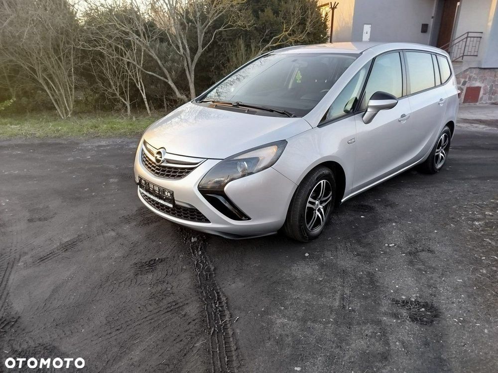 Opel Zafira - 2