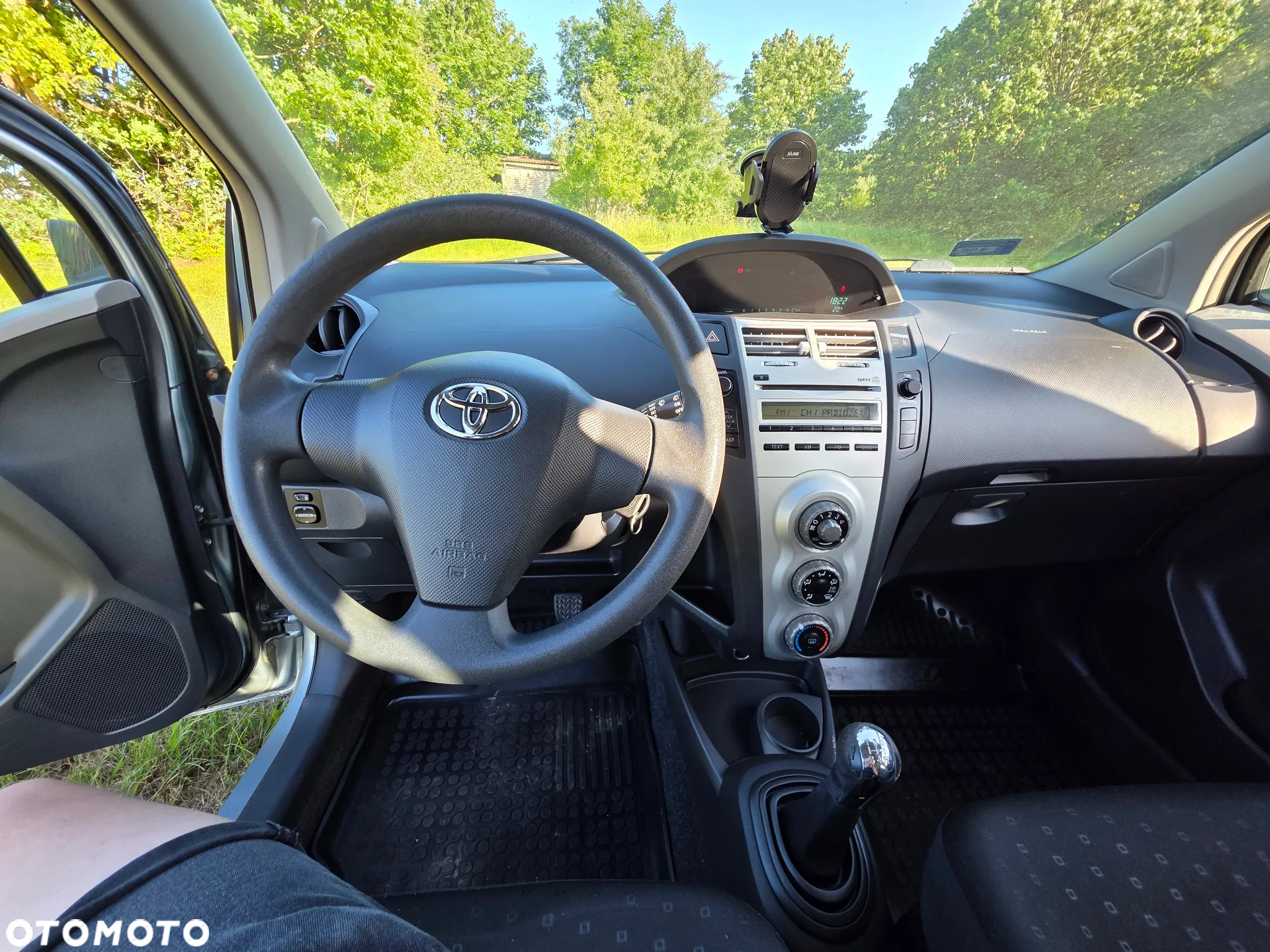 Toyota Yaris 1.4 D-4D - 14