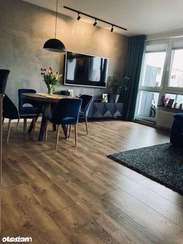Przestronne 4-pokojowe mieszkanie z balkonem i garażem