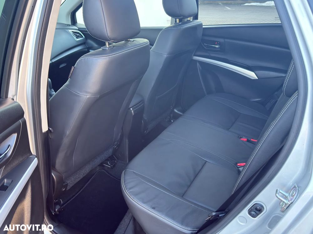 Suzuki S-Cross 1.6 DDIS ALLGRIP Luxus TCSS - 19