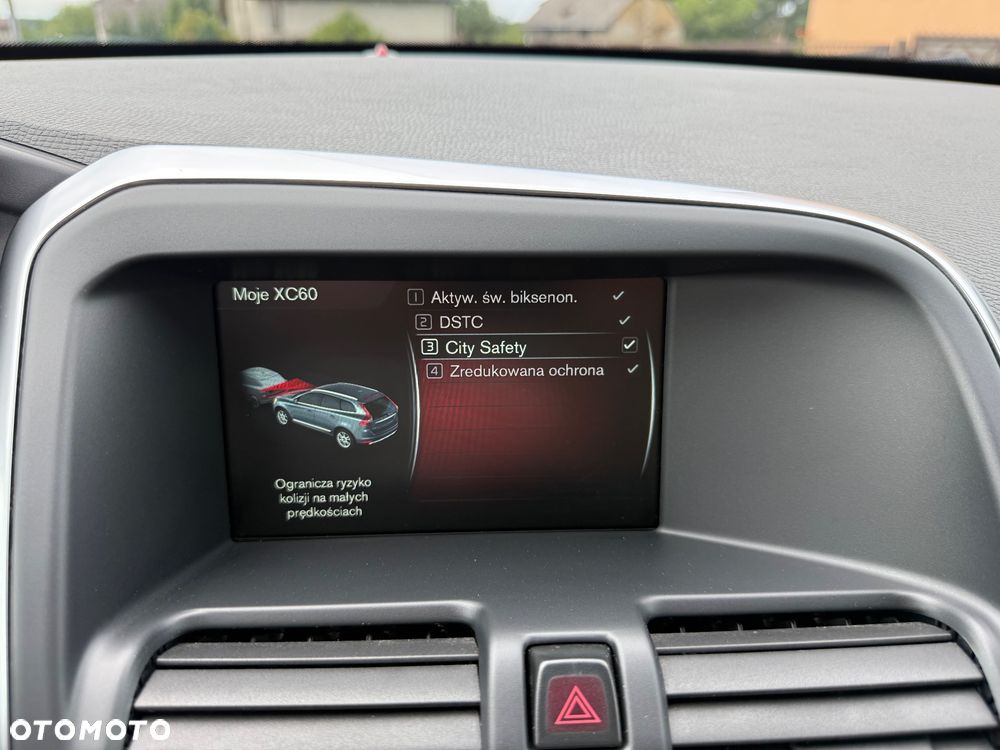 Volvo XC 60 D4 Drive-E Summum - 32