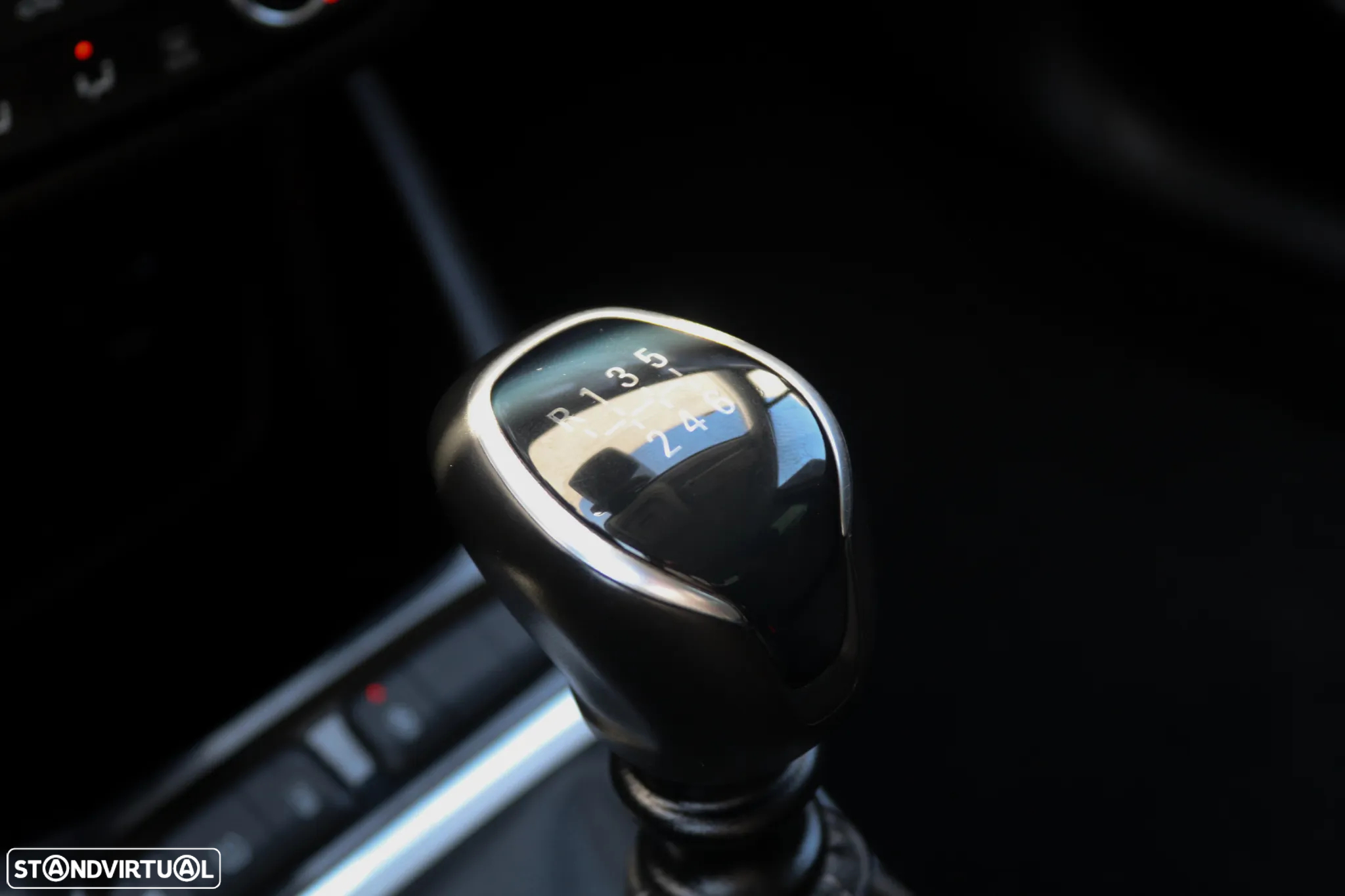Opel Crossland X - 15