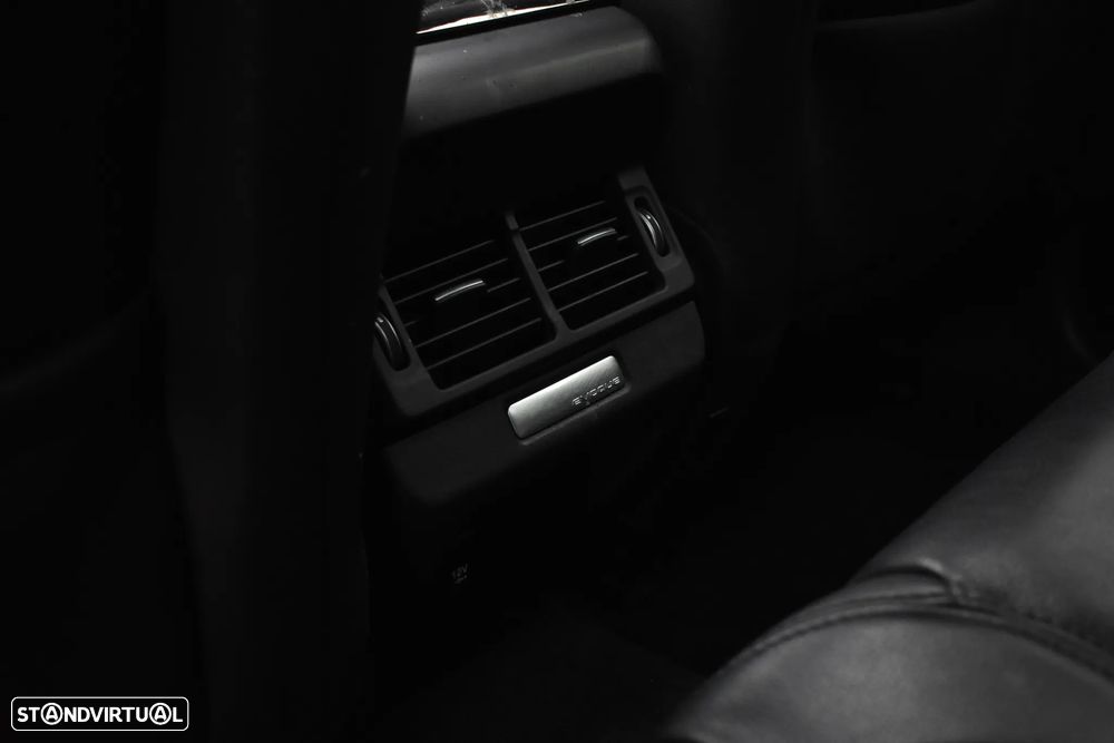 Land Rover Range Rover Evoque 1.5 P300e AWD R-Dynamic SE Auto - 57