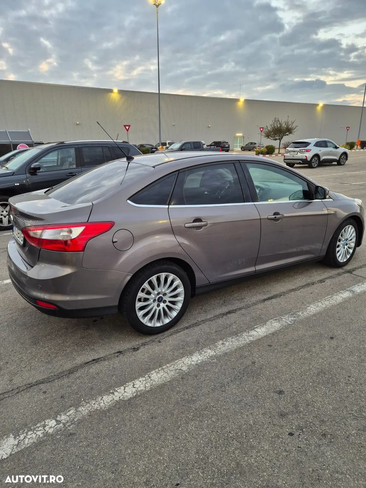 Ford Focus 1.6 TDCi DPF Titanium - 7